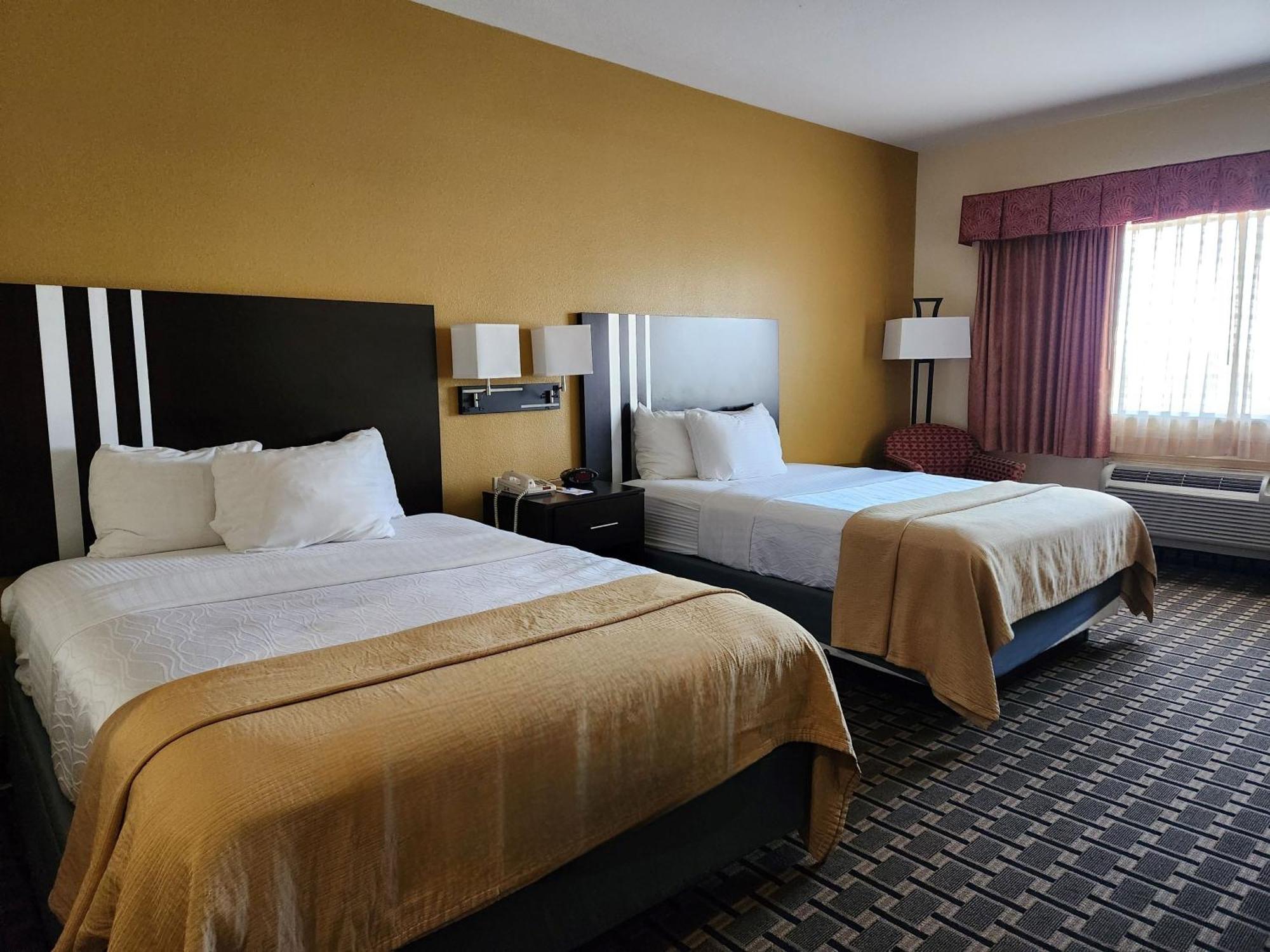 Best Western Plus Sam Houston Inn&Suites Exterior foto
