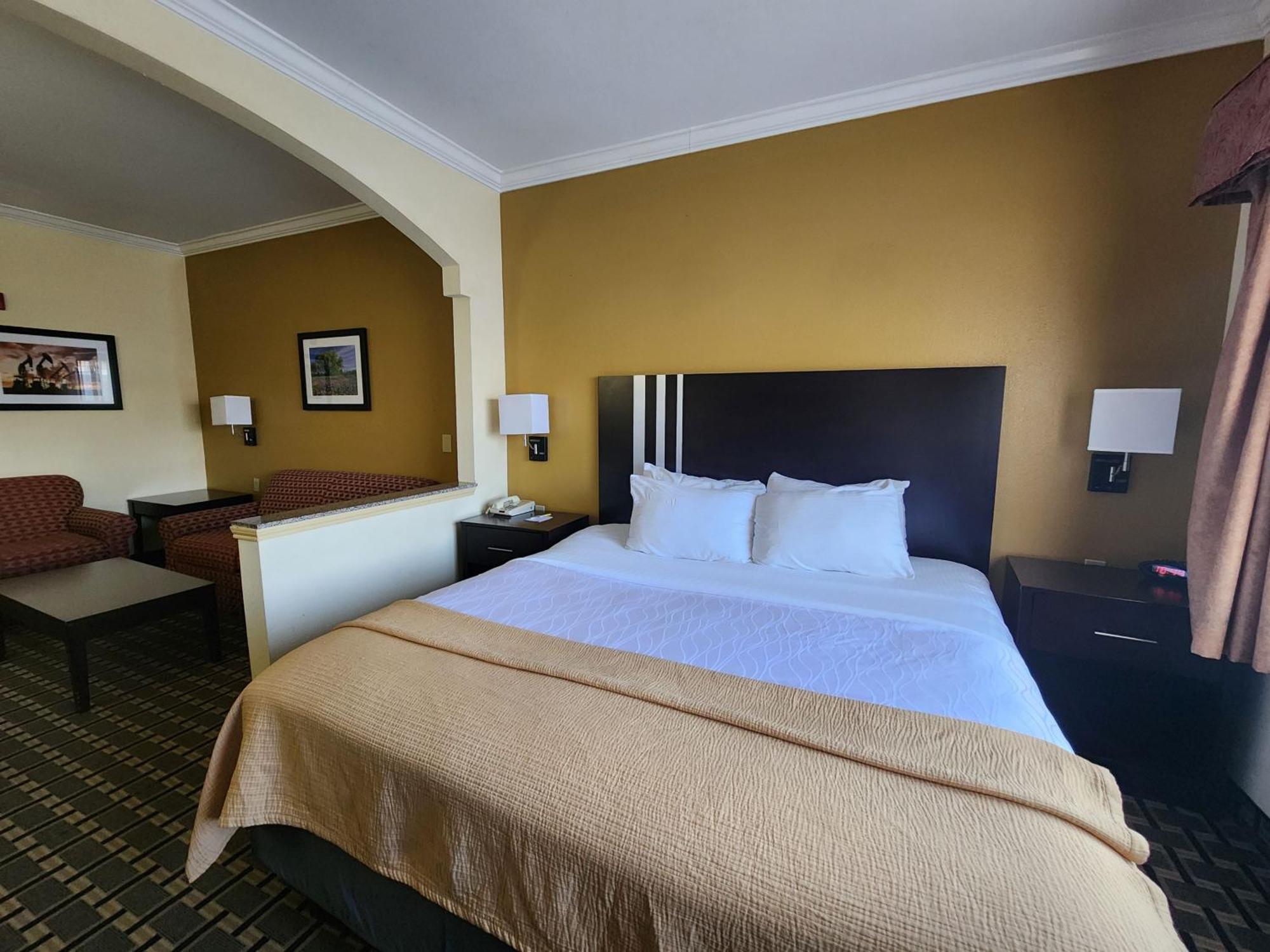 Best Western Plus Sam Houston Inn&Suites Exterior foto
