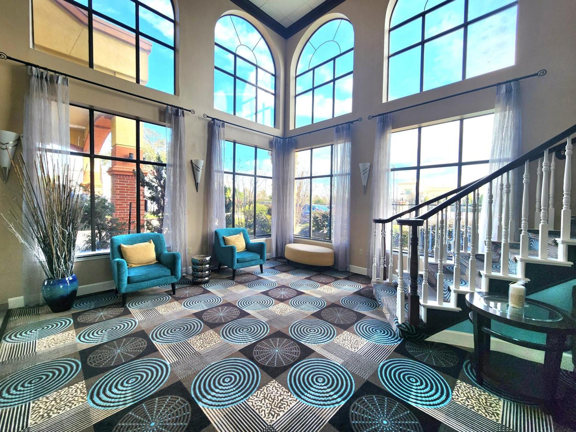 Best Western Plus Sam Houston Inn&Suites Exterior foto