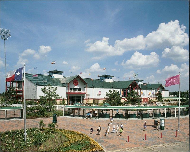 Best Western Plus Sam Houston Inn&Suites Exterior foto